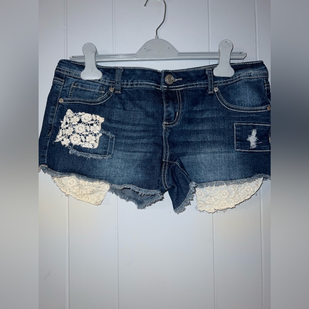Rue 21 lace jean shorts